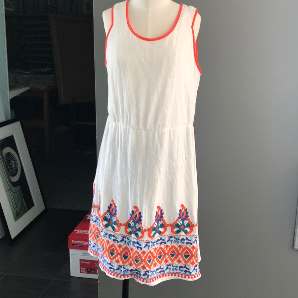 Adorable white dress